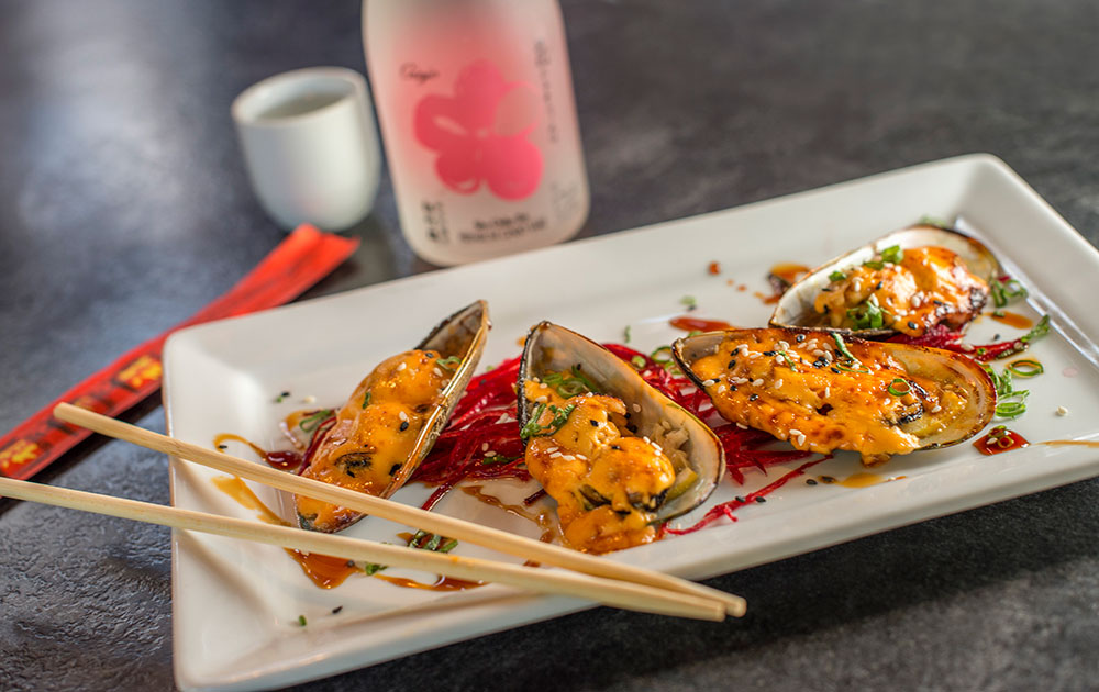 Dynamite Mussels